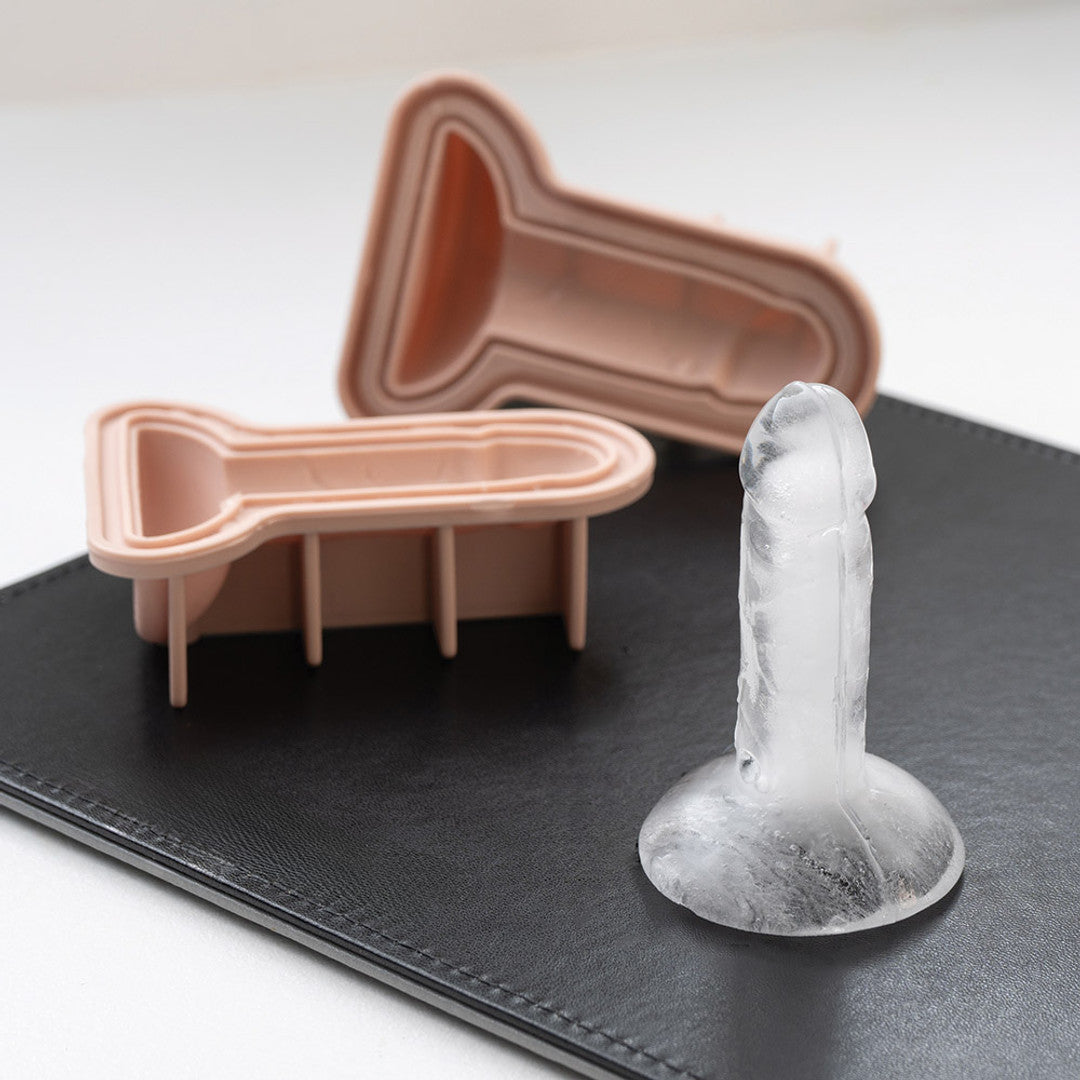 Willy Moulds 2 Pack - Only at Menkind!